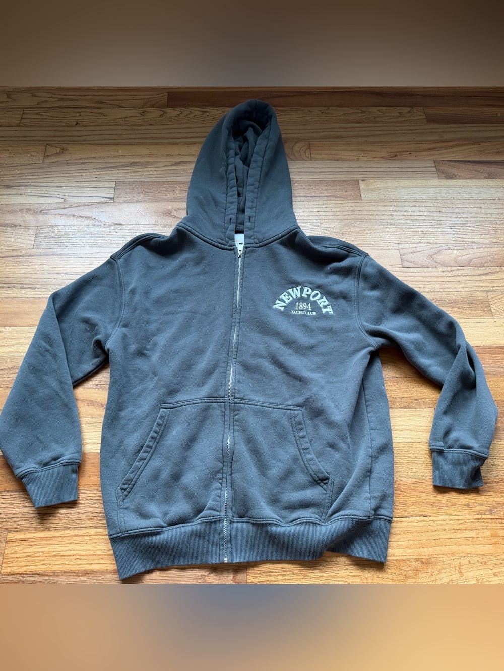 Lazy Sunday Newport Yacht Club Zip Up Size S